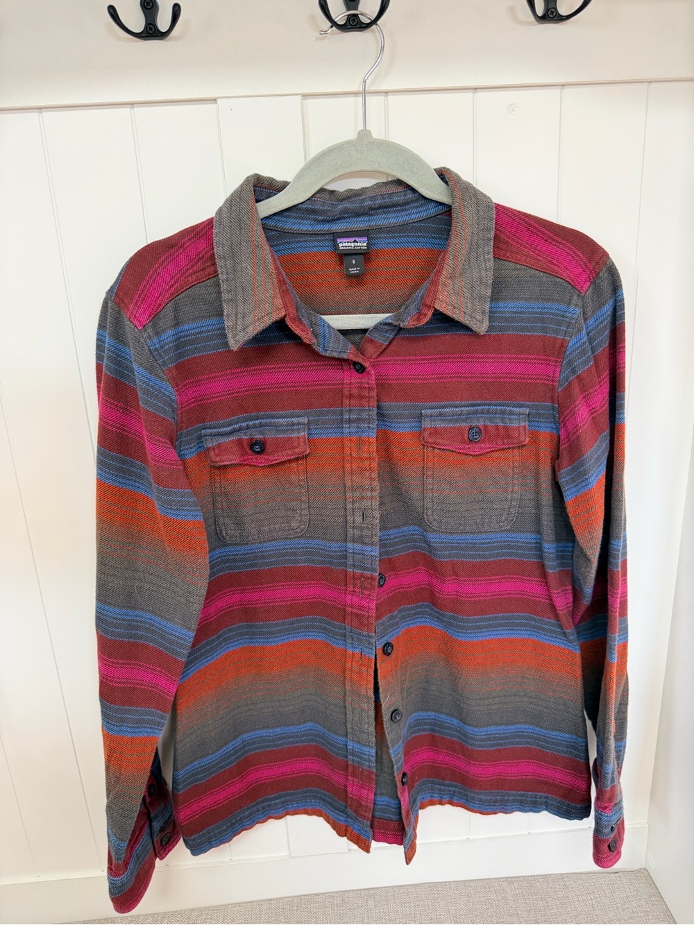 Patagonia Western Cowboy Style Multicolor Striped Button-Up Shirt